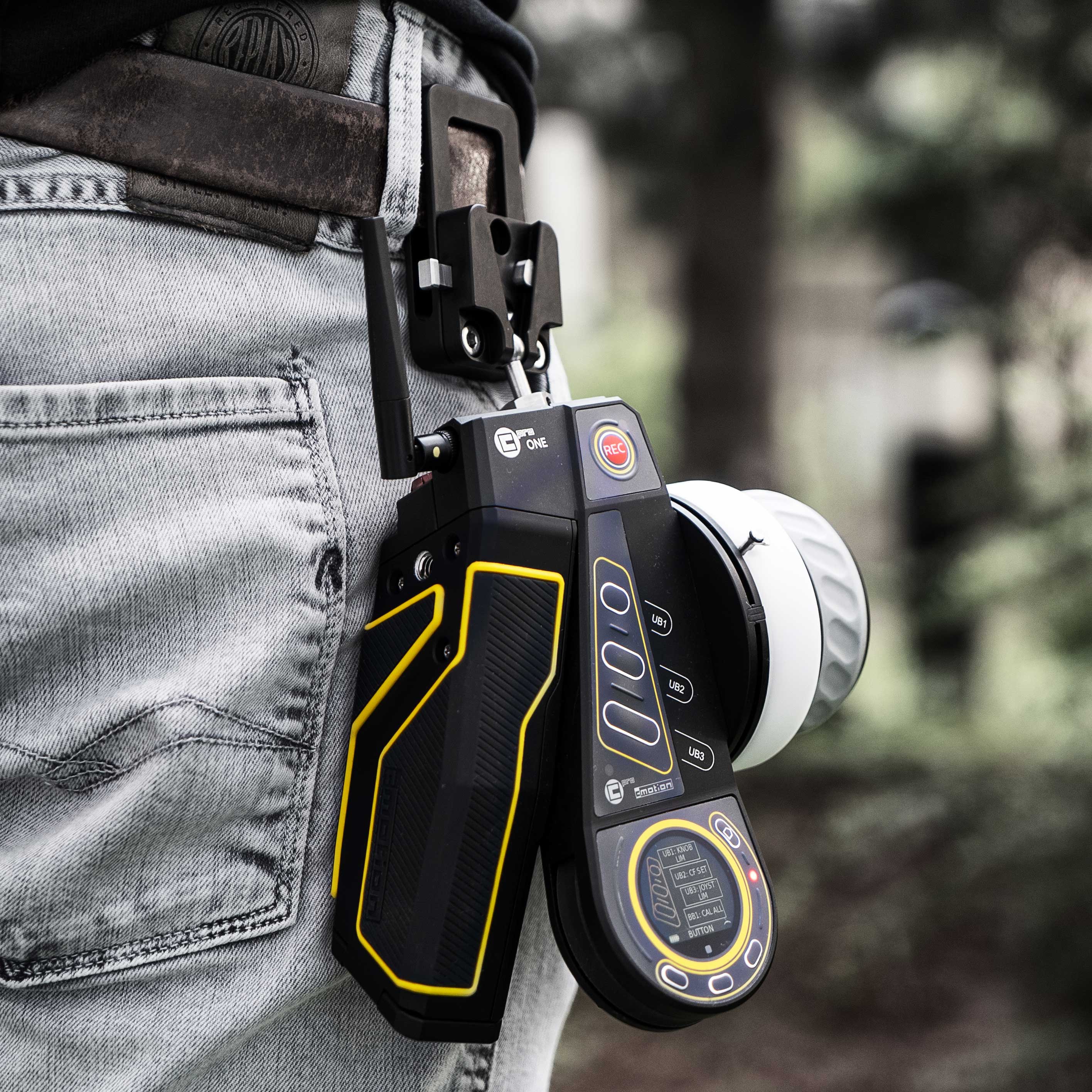 cmotion holster set 